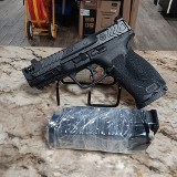 SMITH & WESSON M & P 9 M2.0 9MM LUGER (9x19 PARA) - 1 of 3
