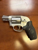 SMITH & WESSON 642 AIRWEIGHT CT LASERGRIPS .38 S&W