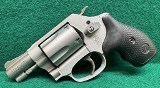 SMITH & WESSON 637 .38 SPL +P - 2 of 3