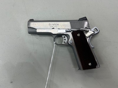 SPRINGFIELD ARMORY 1911 champion officer .45 ACP