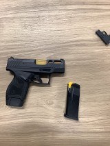 TAURUS GX4 9MM LUGER (9x19 PARA) - 1 of 2