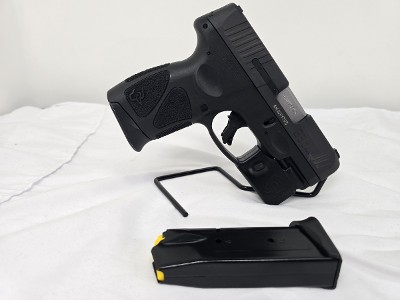 TAURUS G3C 9MM LUGER (9x19 PARA)
