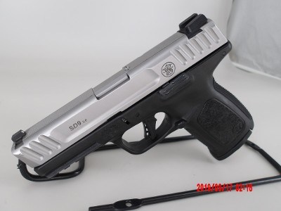 SMITH & WESSON SD9 2.0 9MM LUGER (9x19 PARA)