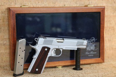 LES BAER CUSTOM, INC. Custom Recon .45 ACP