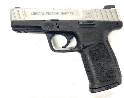 SMITH & WESSON SD40VE .40 S&W