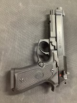 UMAREX 92FS Type M9A1 .22 LR