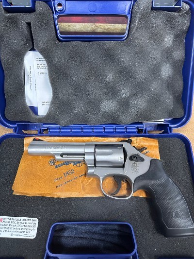 SMITH & WESSON 66 .357 MAG