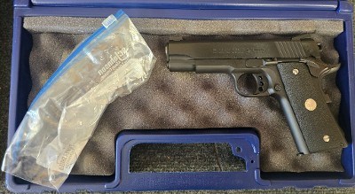 COLT COMBAT COMMANDER .45 ACP