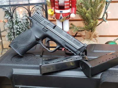 SMITH & WESSON M&P 40 .40 S&W