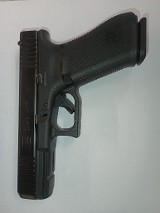 GLOCK G22 GEN5 .40 S&W - 2 of 3