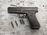 GLOCK G22 GEN 5 .40 S&W - 2 of 3