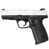 SMITH & WESSON SD40 VE (LE TRADE-IN) .40 S&W - 1 of 2