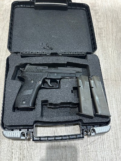 SIG SAUER P226 .40 S&W