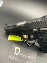 TAURUS Taurus G2C .40 S&W - 2 of 3