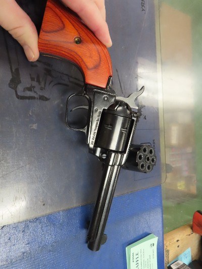 HERITAGE MFG. ROUGH RIDER .22LR/.22MAG