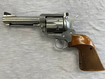 RUGER NEW MODEL BLACKHAWK .357 MAG