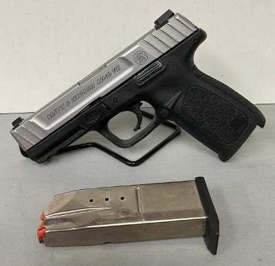 SMITH & WESSON SD40VE .40