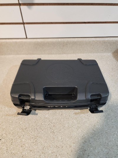 SIG SAUER
P229 9MM LUGER (9X19 PARA)