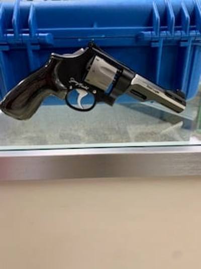 SMITH & WESSON MODEL 327 WR (JERRY MICULEK SPECIAL) 9MM LUGER (9X19 PARA)