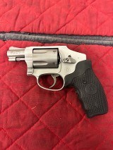 SMITH & WESSON 642-2 .38 SPL +P - 2 of 3