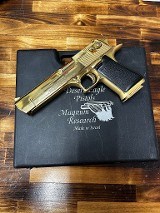 MAGNUM RESEARCH 24K GOLD PLATED DEAGLE .50 AE - 1 of 3