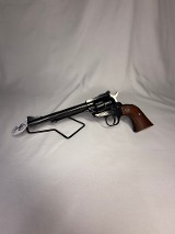 RUGER NEW MODEL SINGLE-SIX .22 LR