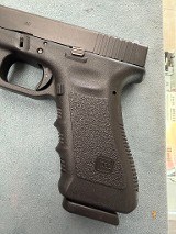 GLOCK G22 GEN 3 .40 CALIBER - 3 of 3