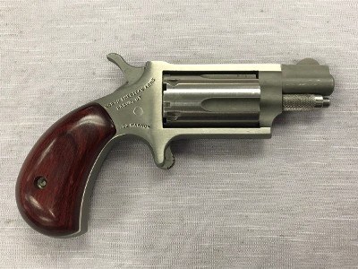 NORTH AMERICAN ARMS NAA-22M 22 Winchester Magnum