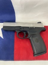 SMITH & WESSON SW40VE .40 S&W