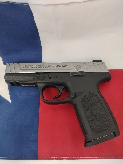 SMITH & WESSON SD40 VE .40 S&W