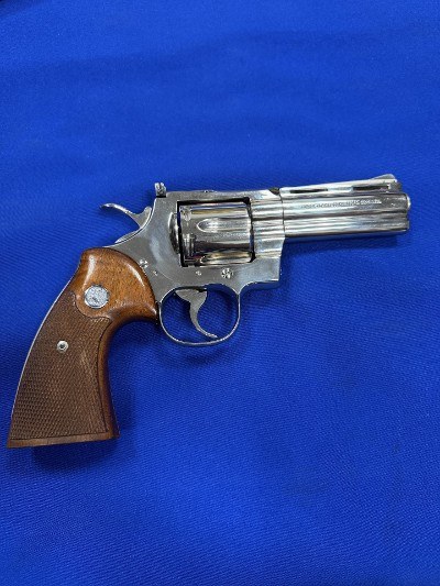 COLT PYTHON .357 MAG