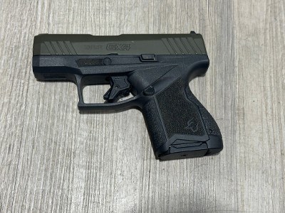 TAURUS GX4 9MM LUGER (9x19 PARA)