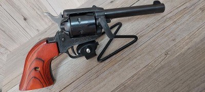 HERITAGE MFG. ROUGH RIDER .22LR/.22MAG