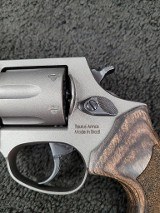 TAURUS 856 DEFENDER .38 SPL +P - 3 of 3