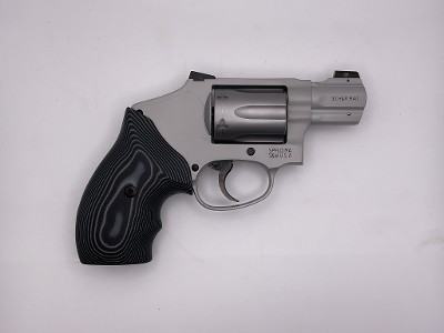 SMITH & WESSON 632 .32 H&R MAG