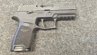 SIG SAUER MODEL P320 9MM LUGER (9x19 PARA)