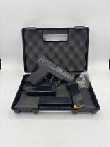 TAURUS pt-111 pro 9MM LUGER (9x19 PARA)