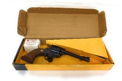 RUGER NEW MODEL SINGLE-SIX .22 LR/.22 WMR