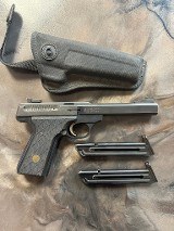 BROWNING BUCK MARK .22 LR