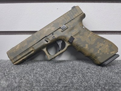 GLOCK G22
GEN 4 .40 S&W