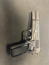BROWNING HI POWER 9MM LUGER (9x19 PARA)
