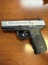 SMITH & WESSON SD40 VE .40 S&W