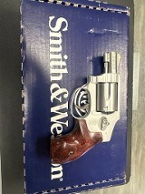 SMITH & WESSON 642 LADYSMITH .38 SPL - 1 of 3