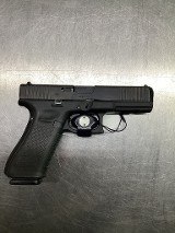 GLOCK 17 GEN 5 9MM LUGER (9x19 PARA) - 2 of 2