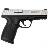 SMITH & WESSON SD40 VE .40 S&W - 2 of 3
