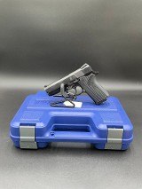 SMITH & WESSON 3914DA0 9MM LUGER (9x19 PARA)