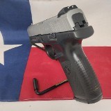 SMITH & WESSON SW 40VE .40 S&W - 2 of 3