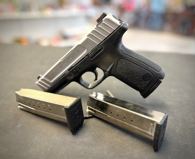 SMITH & WESSON SD9VE 9MM LUGER (9x19 PARA)