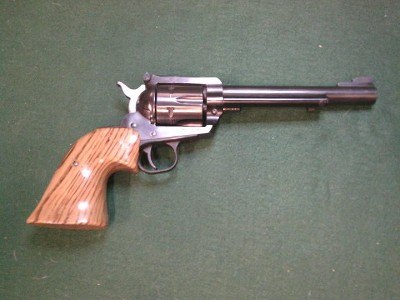 RUGER NEW MODEL BLACKHAWK .41 REM MAG