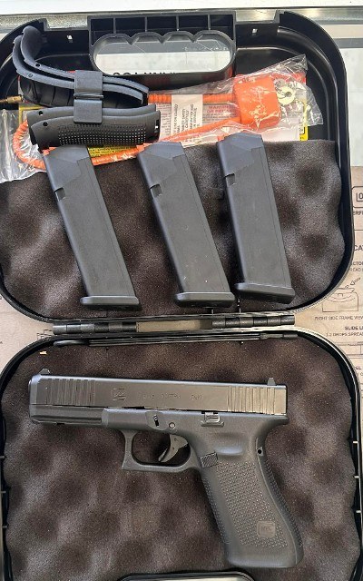 GLOCK 17 GEN 5 9MM LUGER (9X19 PARA)